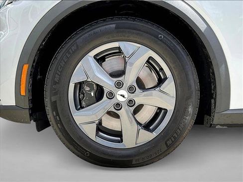 Used 2021 Ford Mustang Mach-E Select image 8