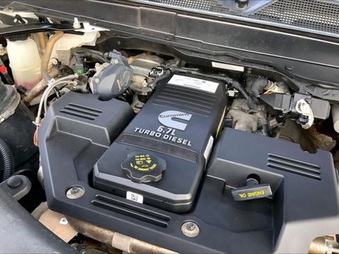 Used 2022 RAM 2500 Tradesman w/ Chrome Appearance Group AWD/4WD image 29