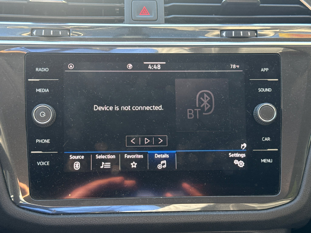 Used 2021 Volkswagen Tiguan SE FWD image 25