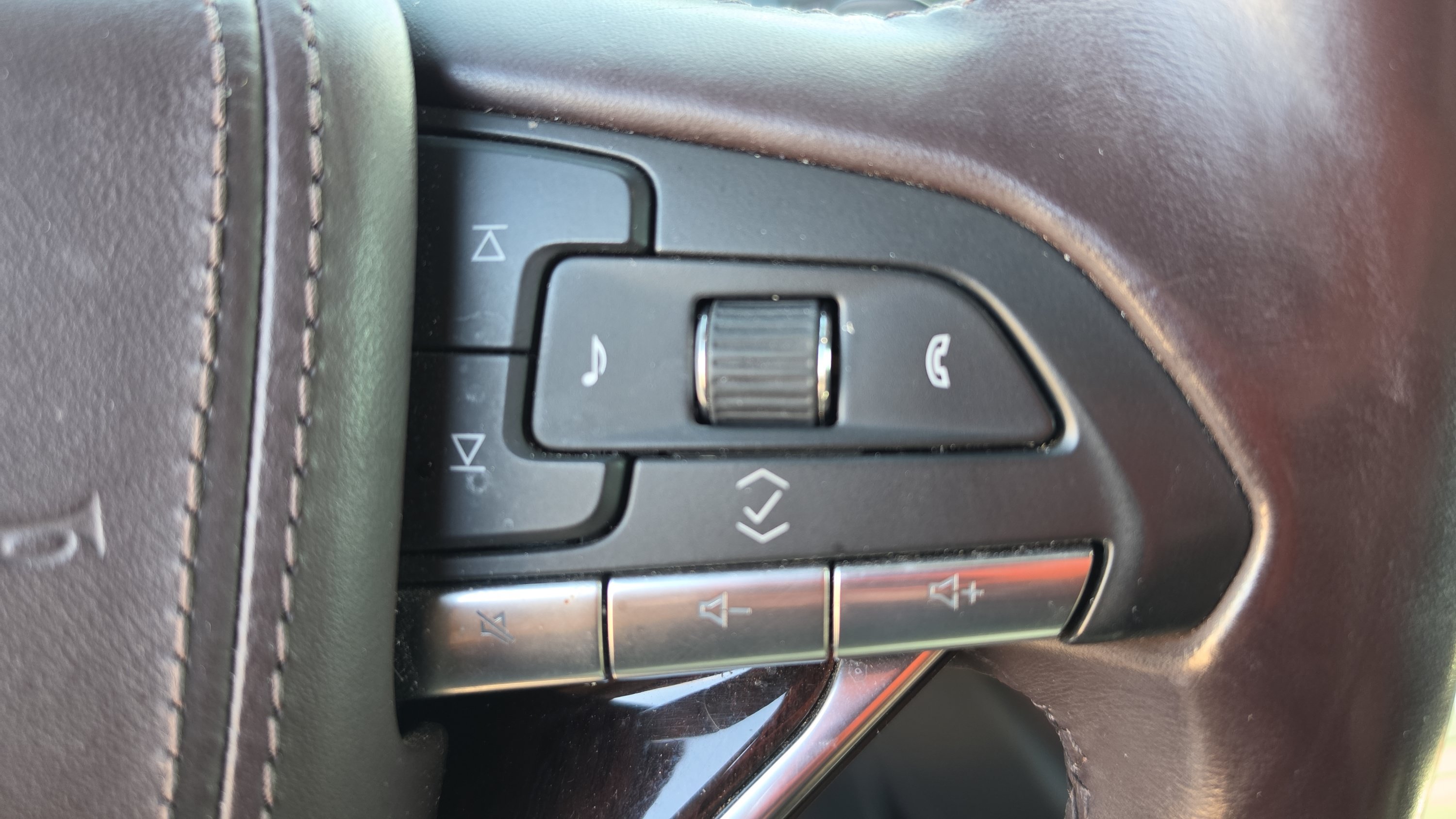 Used 2024 Cadillac Escalade Sport Platinum RWD image 14
