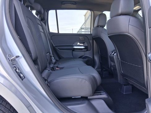New 2026 Mercedes-Benz GLB 250 image 24