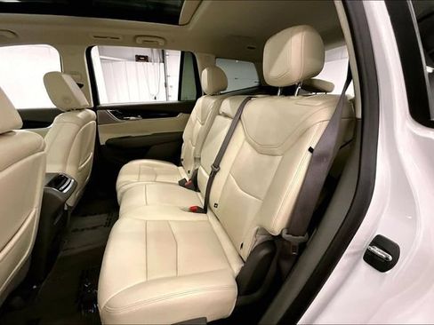 Used 2020 Cadillac XT6 Premium Luxury AWD/4WD image 24