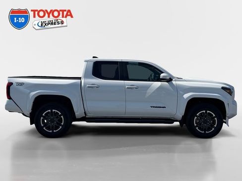 Certified 2024 Toyota Tacoma TRD Sport AWD/4WD image 6