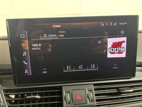 Used 2023 Audi Q5 2.0T Premium Plus image 18