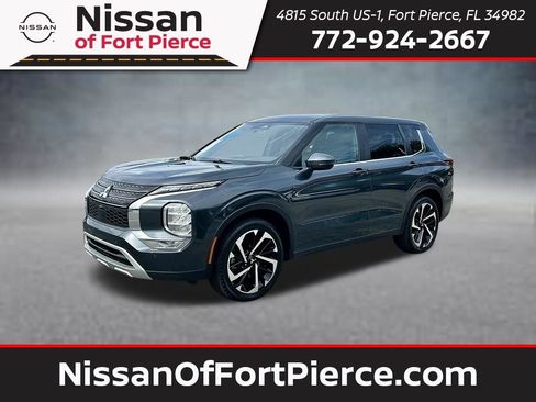 Used 2024 Mitsubishi Outlander SE FWD image 1