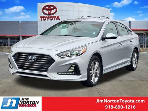 Used 2018 Hyundai Sonata Limited image 3