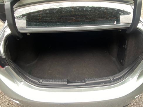 Used 2018 MAZDA MAZDA3 Sport w/ Preferred Equipment Package FWD image 34