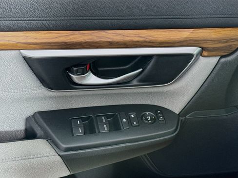 Used 2022 Honda CR-V EX image 17