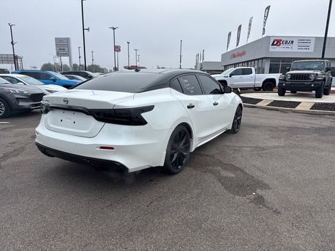 Used 2023 Nissan Maxima Platinum w/ Sport Mat Group image 6