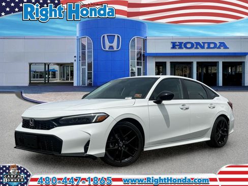 Used 2025 Honda Civic Sport image 1