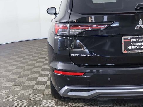 New 2026 Mitsubishi Outlander SE AWD/4WD image 17