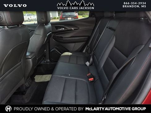 Used 2022 Chevrolet TrailBlazer RS w/ Technology Package FWD image 18