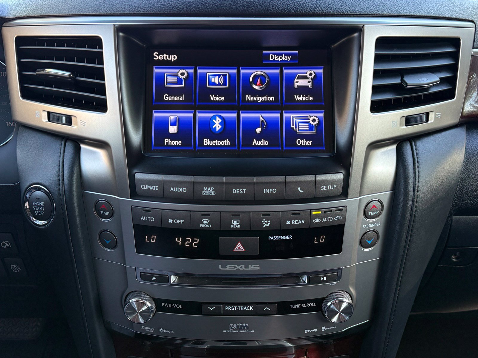 Used 2015 Lexus LX 570 4WD image 30
