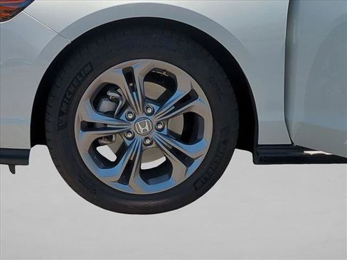 Used 2024 Honda Accord EX image 23