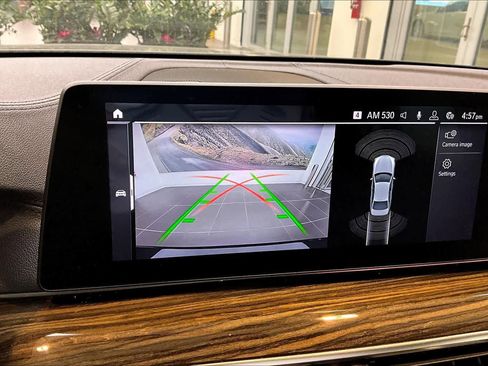 Used 2020 BMW M550i xDrive M550i xDrive w/ Executive Package image 28