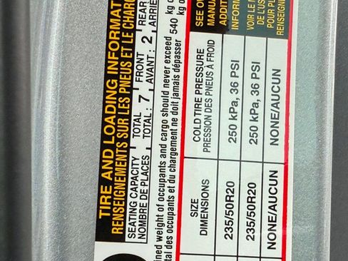 Used 2025 Toyota Sienna XSE image 37