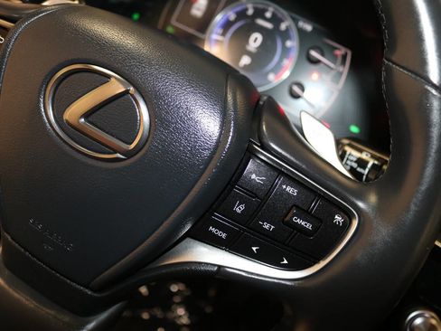 Used 2023 Lexus ES 350 w/ Premium Package image 47