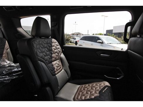 New 2026 Nissan Armada Platinum Reserve AWD/4WD image 10