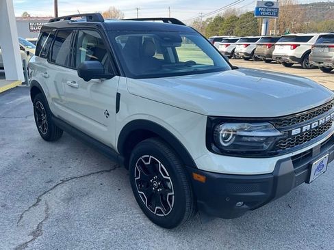 Used 2025 Ford Bronco Sport Outer Banks w/ Outer Banks Tech Package+ image 4