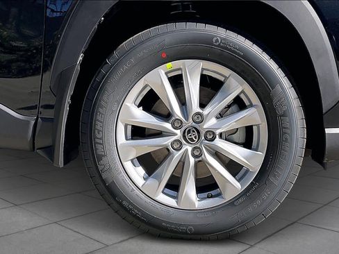 New 2026 Toyota Corolla Cross LE image 11