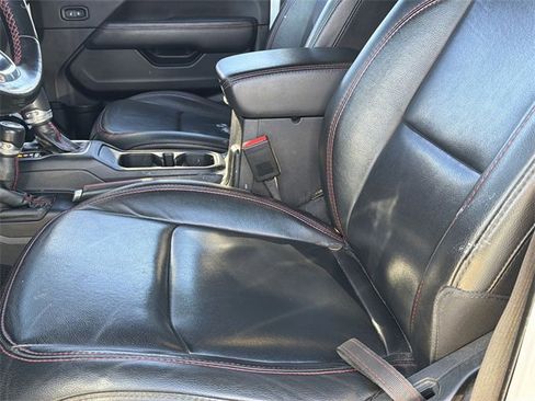 Used 2022 Jeep Gladiator Rubicon w/ Trailer Tow Package image 12