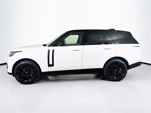 New 2025 Land Rover Range Rover SE image 8