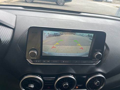 Used 2024 Nissan Sentra S image 13