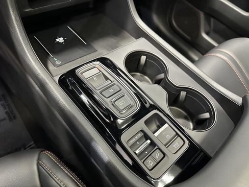 Certified 2025 Honda Pilot TrailSport image 26