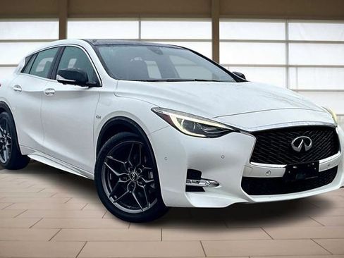 Used 2019 INFINITI QX30 Sport w/ Cargo Package image 12