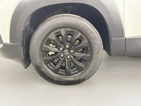 Used 2025 MAZDA CX-50 AWD 2.5 Hybrid w/ Premium Pkg image 32