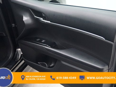 Used 2020 Toyota Camry LE FWD image 16