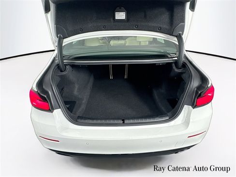 Certified 2023 BMW 540i xDrive w/ Premium Package image 28