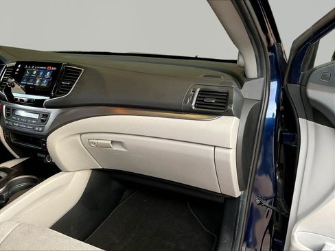 Used 2020 Honda Pilot EX image 27