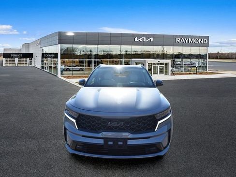 Certified 2023 Kia Sorento SX FWD image 8