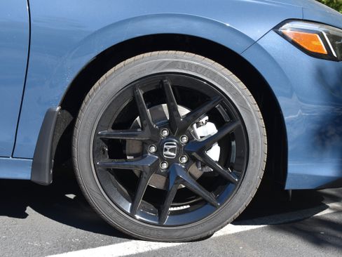 New 2026 Honda Civic FWD Hybrid Sedan image 10