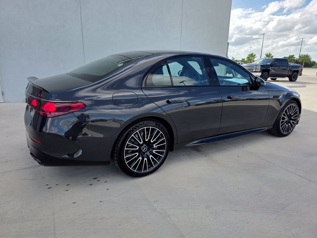 New 2026 Mercedes-Benz E 53 AMG e 4MATIC Sedan image 7