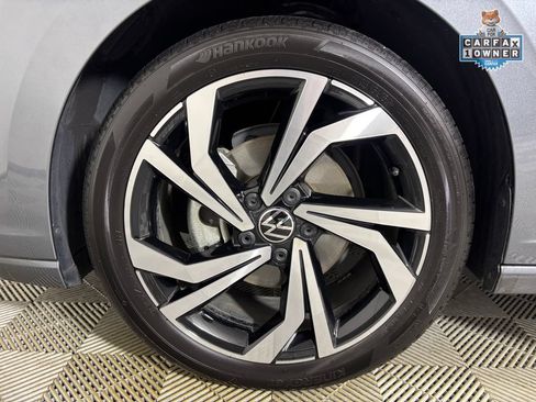 Used 2025 Volkswagen Jetta SEL FWD image 27