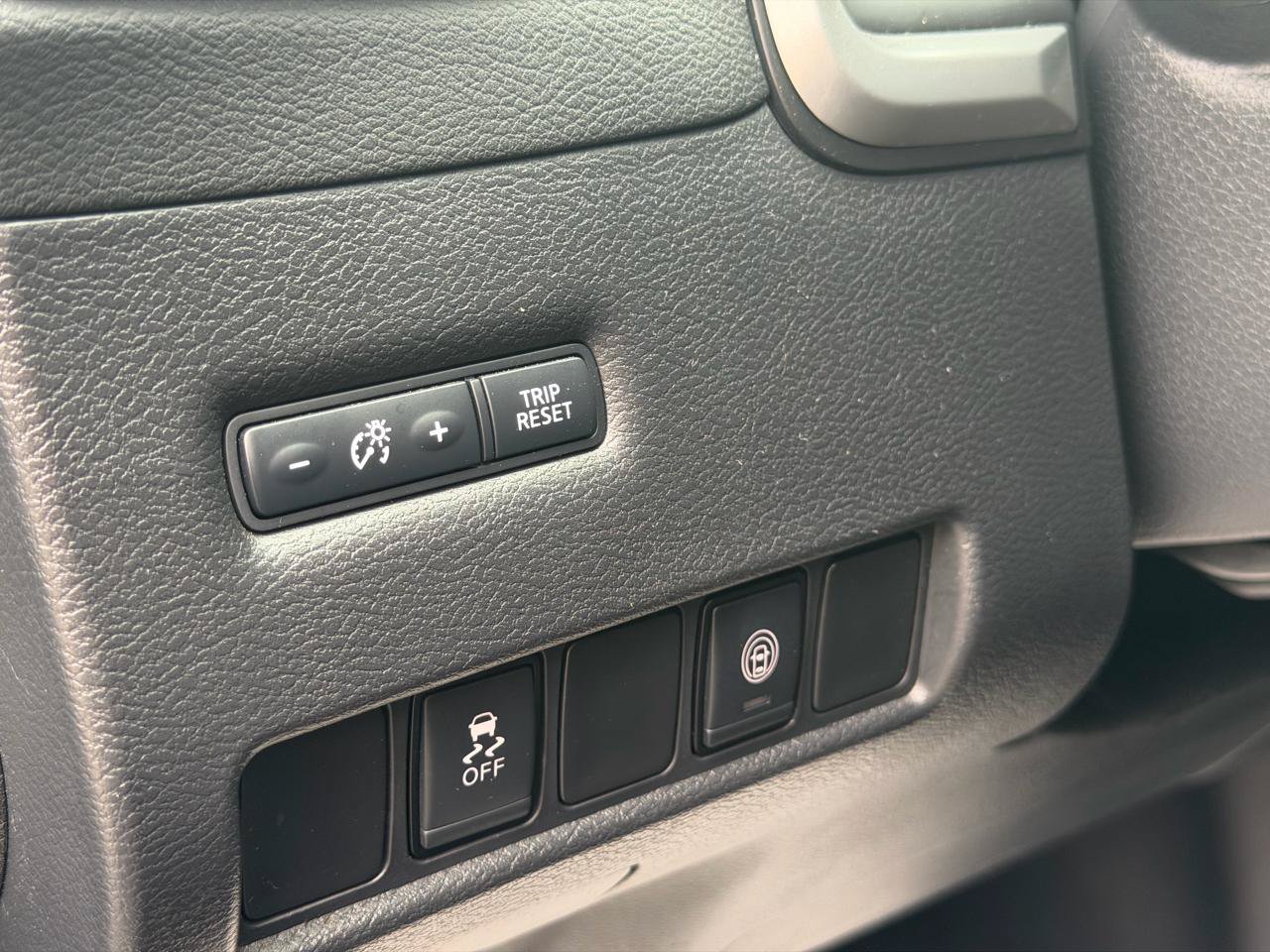 Used 2021 Nissan Murano S FWD image 22