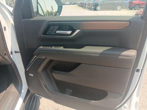 New 2026 GMC Yukon Denali w/ Advanced Technology Package AWD/4WD image 19