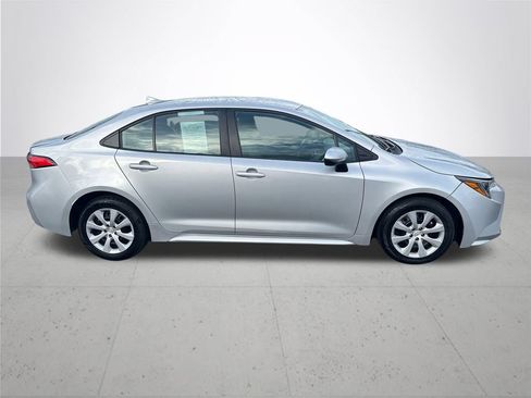 Used 2024 Toyota Corolla LE FWD image 6