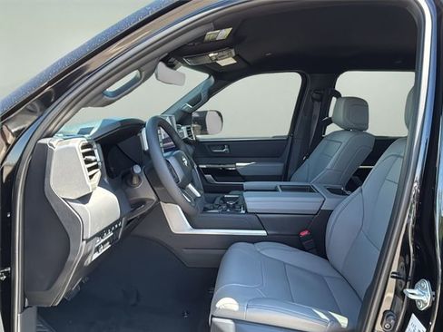 New 2026 Toyota Tundra Limited AWD/4WD image 18