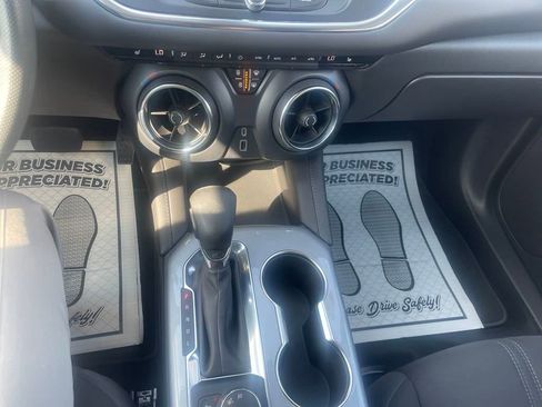 Used 2022 Chevrolet Blazer LT image 23