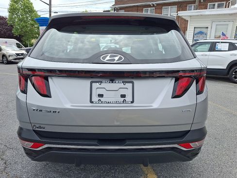 Used 2024 Hyundai Tucson SE AWD/4WD image 4