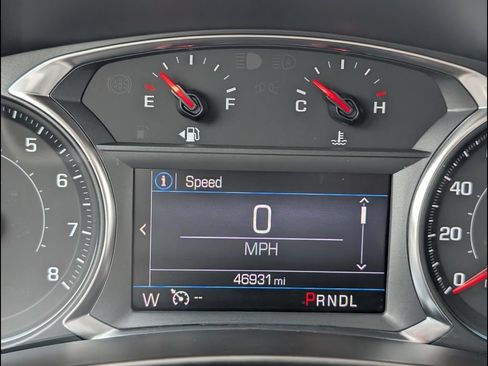 Used 2022 Chevrolet Equinox LT FWD image 10