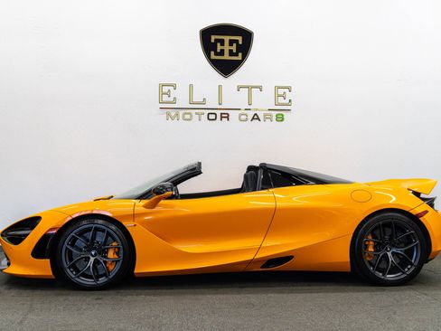 Used 2020 McLaren 720S Performance RWD image 2