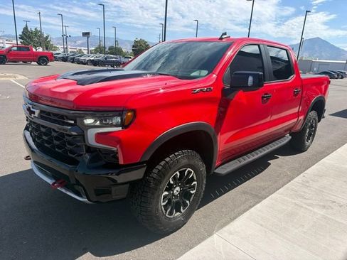 Used 2023 Chevrolet Silverado 1500 ZR2 AWD/4WD image 3
