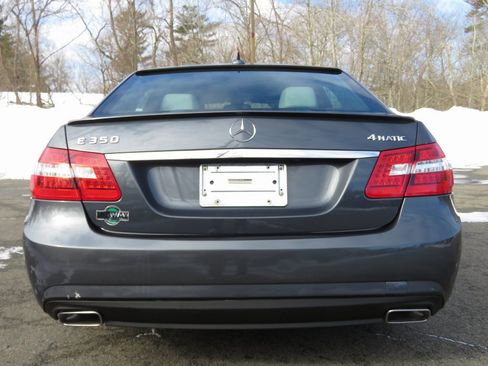 Used 2013 Mercedes-Benz E 350 4MATIC Sedan image 6