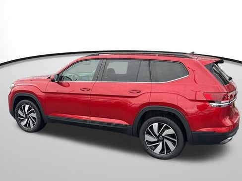 Used 2024 Volkswagen Atlas SE image 18