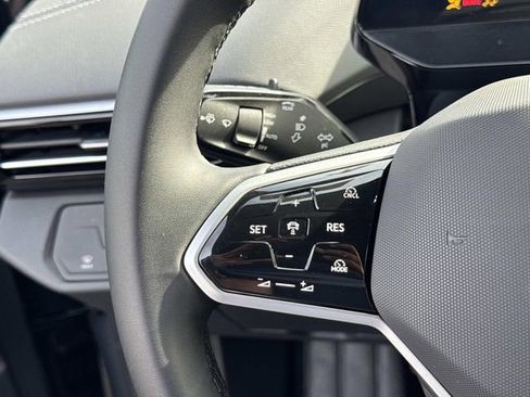 New 2026 Volkswagen ID.4 Pro image 16