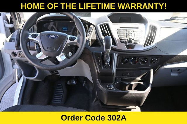 Used 2019 Ford Transit 350 XLT RWD image 5